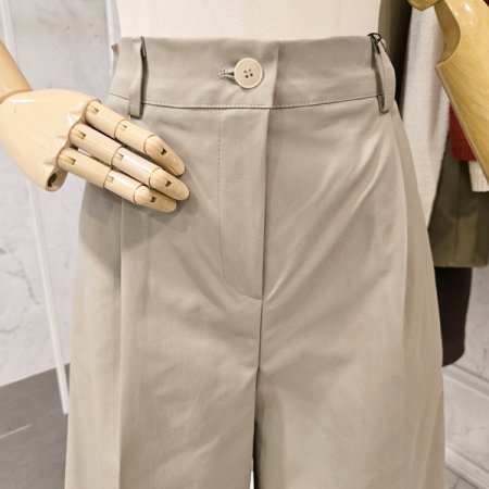 뒷밴딩 단추 통 와이드 팬츠