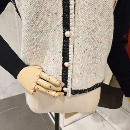 진주 단추 니트 베스트