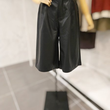 뒷 밴딩 레자 통 팬츠