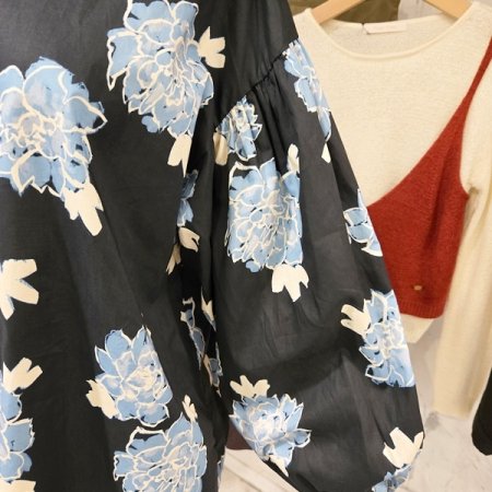 블루 플라워 벌룬 셔츠