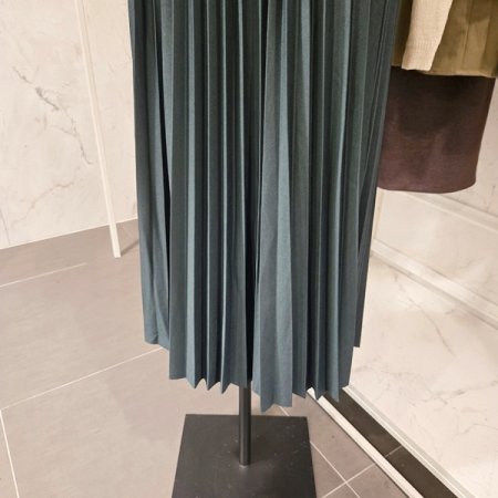 밴딩 플리츠 스커트