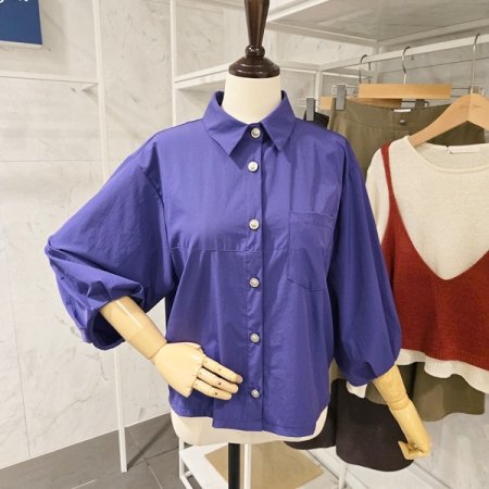 벌룬 핀턱 소매 블라우스