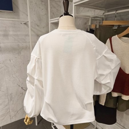 핀턱 소매 배색 맨투맨