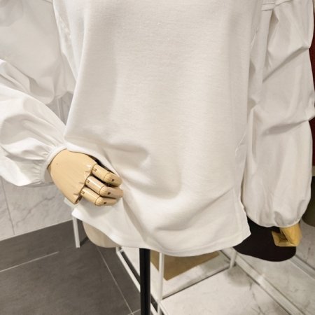 핀턱 소매 배색 맨투맨