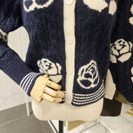 로즈 플라워 라운드가디건