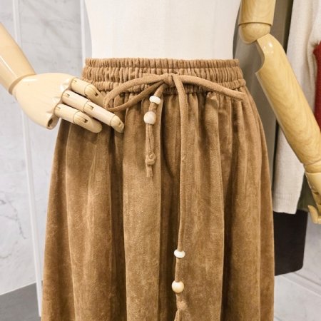 스웨이드 펀칭 스커트