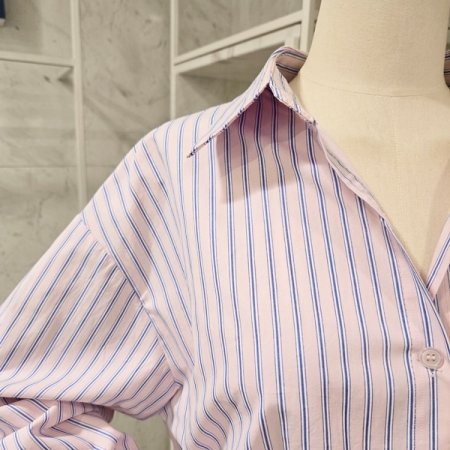 오버핏 스트라이프 셔츠