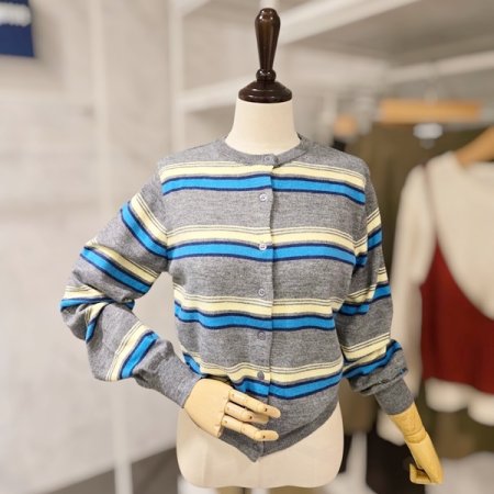 4색 줄무늬 가디건