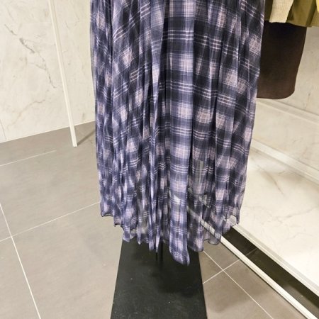 체크 샤 플리츠 스커트