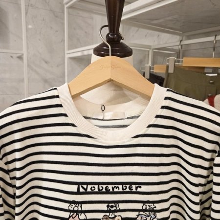 언발 트임 줄무늬 맨투맨티셔츠