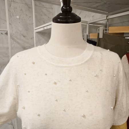 진주 장식 라운드 니트