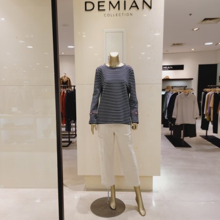 언밸런스 스트라이프 티셔츠