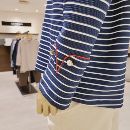 언밸런스 스트라이프 티셔츠