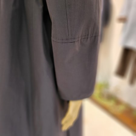 얇은 누빔안감 후드 롱점퍼