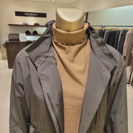 차이나 프릴카라 자켓