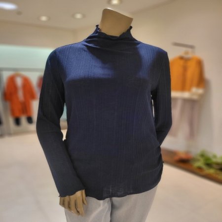 한쪽셔링 세로골지 프릴터틀넥 티셔츠