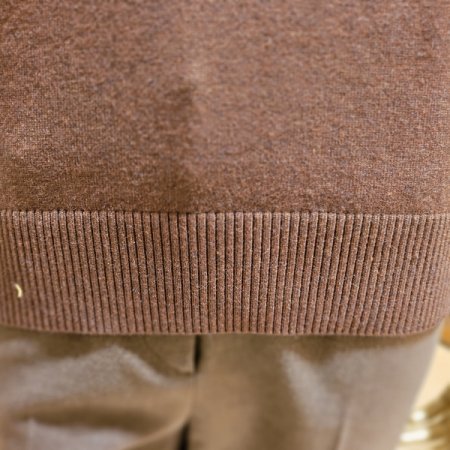 사선 컬러배색 반폴라 긴팔 니트