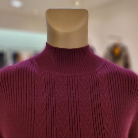 브이짜임배색 골지 반터틀넥 니트