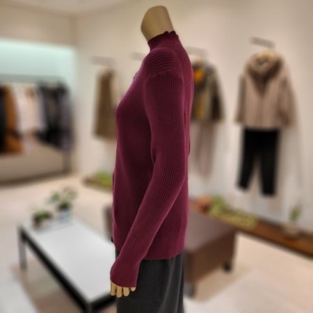 브이짜임배색 골지 반터틀넥 니트