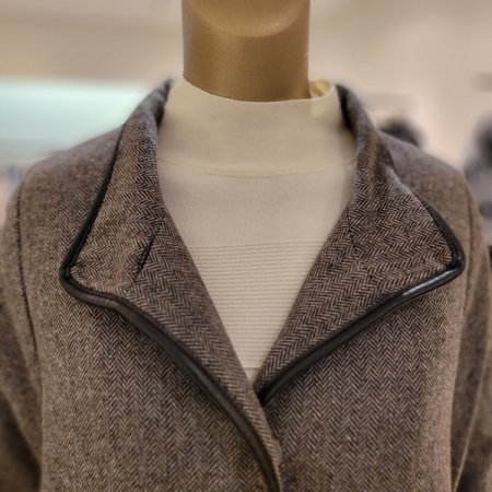 돈피파이핑 울 헤링본 속누빔 반코트