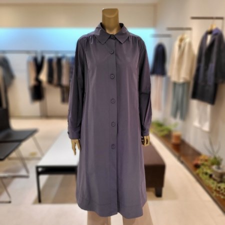 원단벨트 뒷셔링 홑겹 롱 트렌치코트