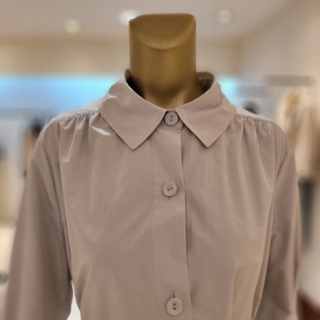 원단벨트 뒷셔링 홑겹 롱 트렌치코트