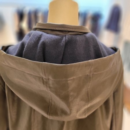 니트배색 지퍼탈부착후드 페이크레더점퍼