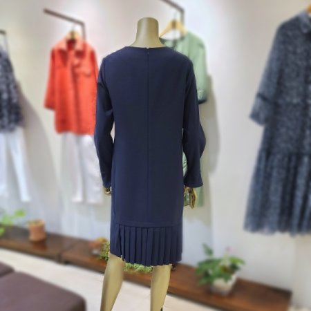 주름스커트긴팔원피스