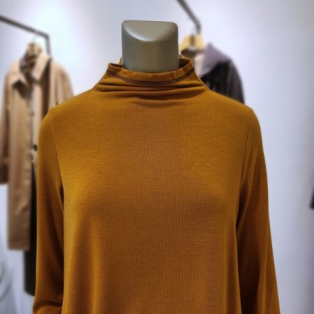 입술터들넥긴팔티셔츠3color