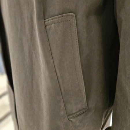 안감 배색 싱글 롱 트렌치코트