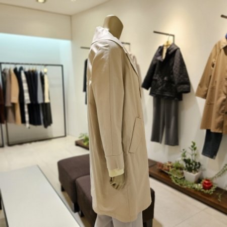 오버핏 하프 트렌치코트