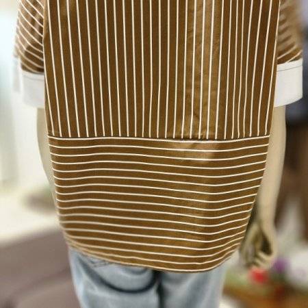 스트라이프 브이카라 블라우스