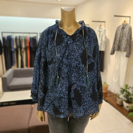 꼬임 스트랩 프린트 블라우스