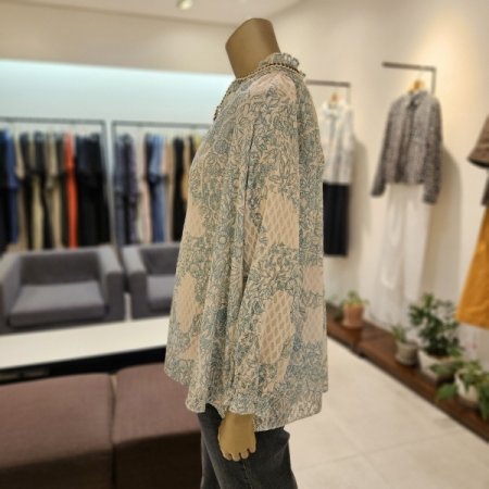 꼬임 스트랩 프린트 블라우스