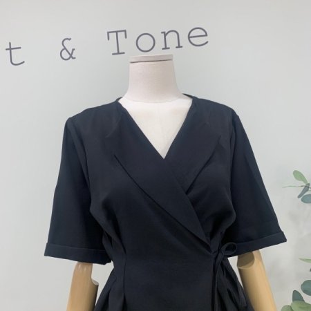 카라 랩끈 블라우스