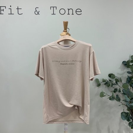 에비뉴 라운드티셔츠