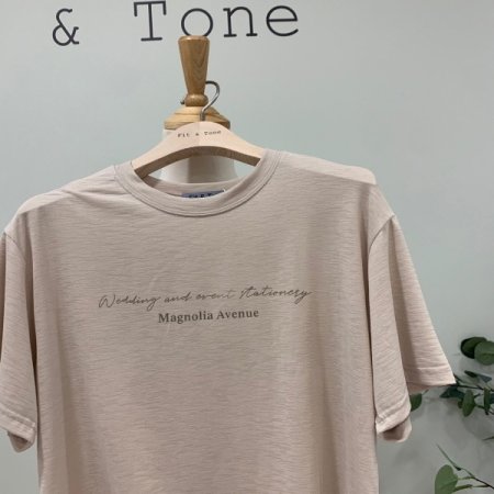 에비뉴 라운드티셔츠