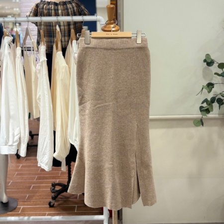 닐 머메이드 니트 스커트