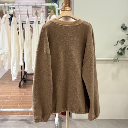 오버핏 후리스 단추 점퍼