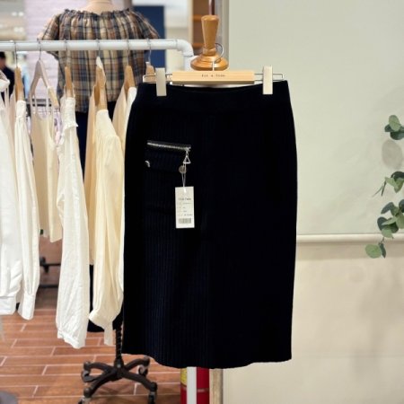 H라인 지퍼주머니 니트스커트