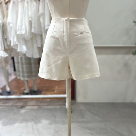 하이웨스트 숏 팬츠