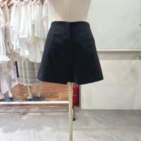 하이웨스트 숏 팬츠