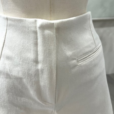 하이웨스트 숏 팬츠