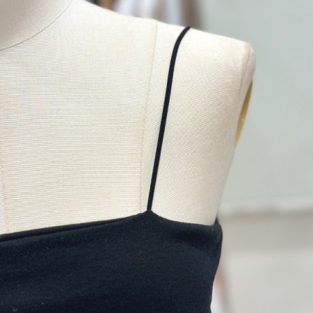 크롭 셔링 캡 뷔스티에티셔츠