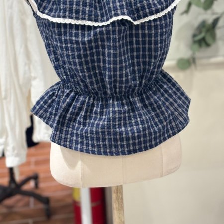 체크오프숄더블라우스