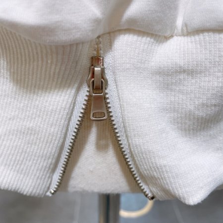 지퍼 포인트 티셔츠