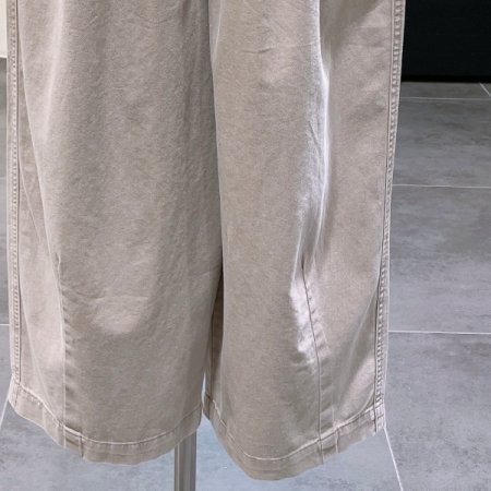 핀턱 피그먼트 팬츠