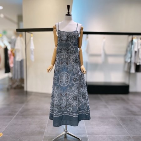 에스닉 슬리브 리스 원피스