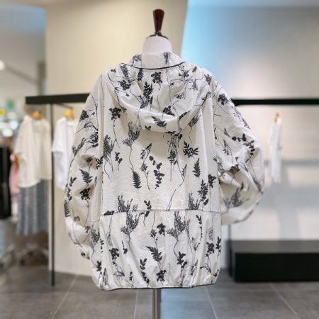 라이트 윈드 점퍼