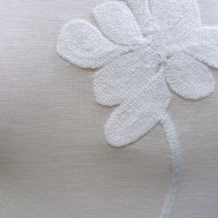 플라워 자수 티셔츠